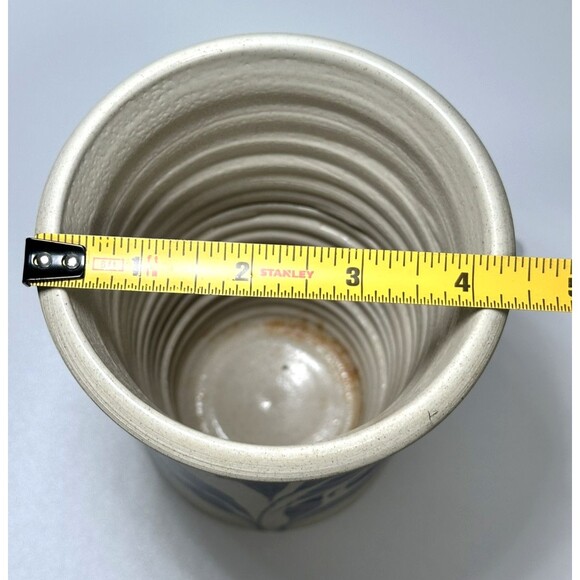 Williamsburg Pottery Vintage 1996 WPF Vase Utensil Holder Blue Flower VA Factory - Picture 7 of 8